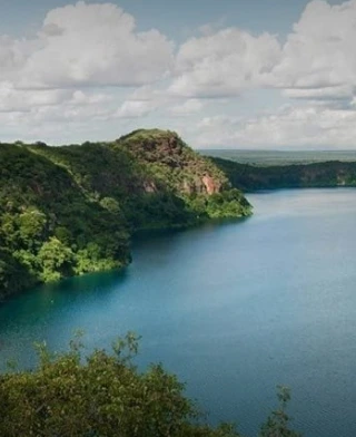 Озеро Чала