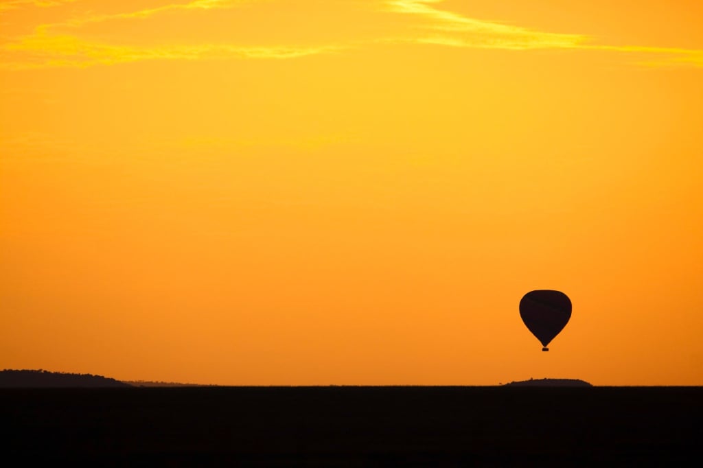 A balloon flight by sunrise