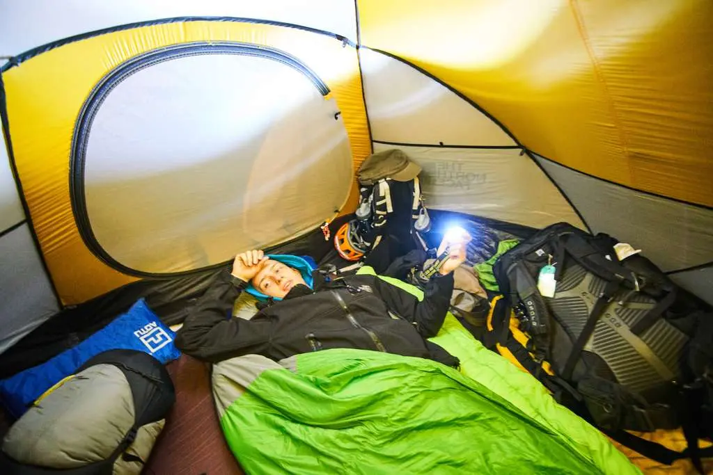 Altezza Camp – resting in a tent