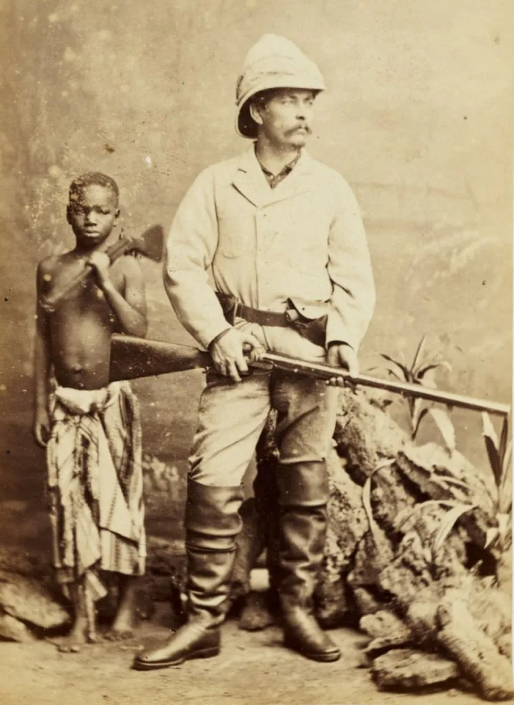 Henry Morton Stanley mit seinem Mündel Kalulu im Jahr 1872